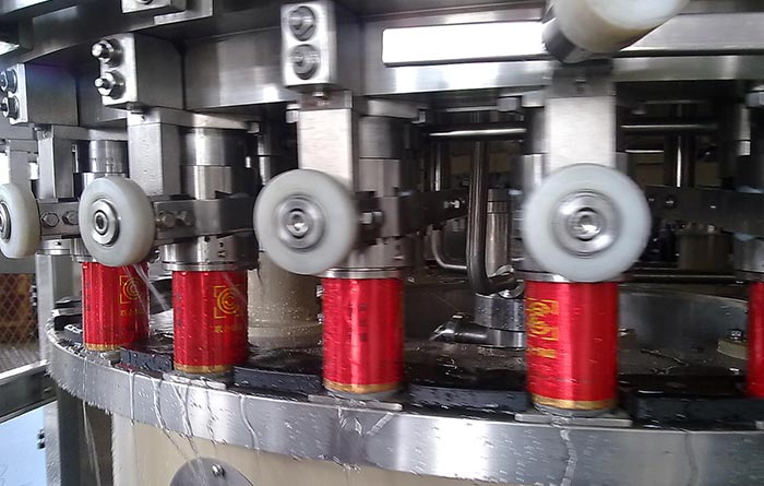 canned-beverage-filling-machine