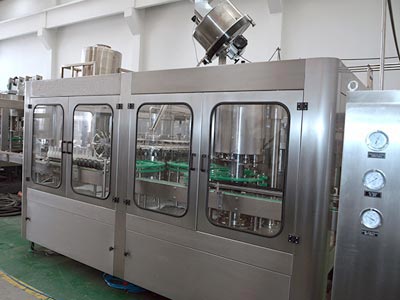 Carbonated Beverage Filling Equipment