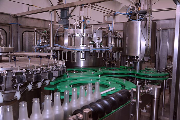 carbonated-beverage-filling-equipment-2