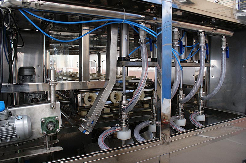 5-gallon-bottled-water-filling-production-line-1