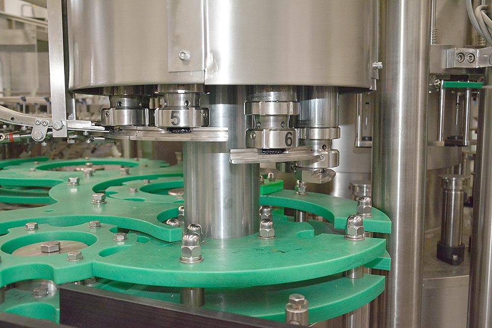 Glass-Bottle-Filling-Production-Line-3